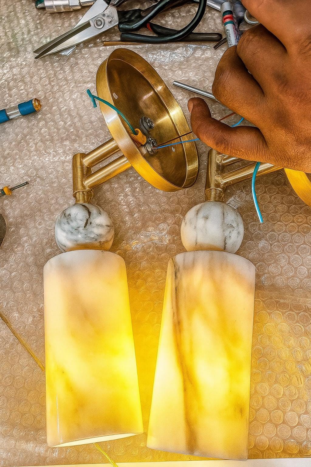 Alabaster Wall Lamp/Mid Century Modern Brass Wall Light Sconce,Brass Wall Sconce Light, Indoor Lamp, Vanity Lights, Mirrror Sconce